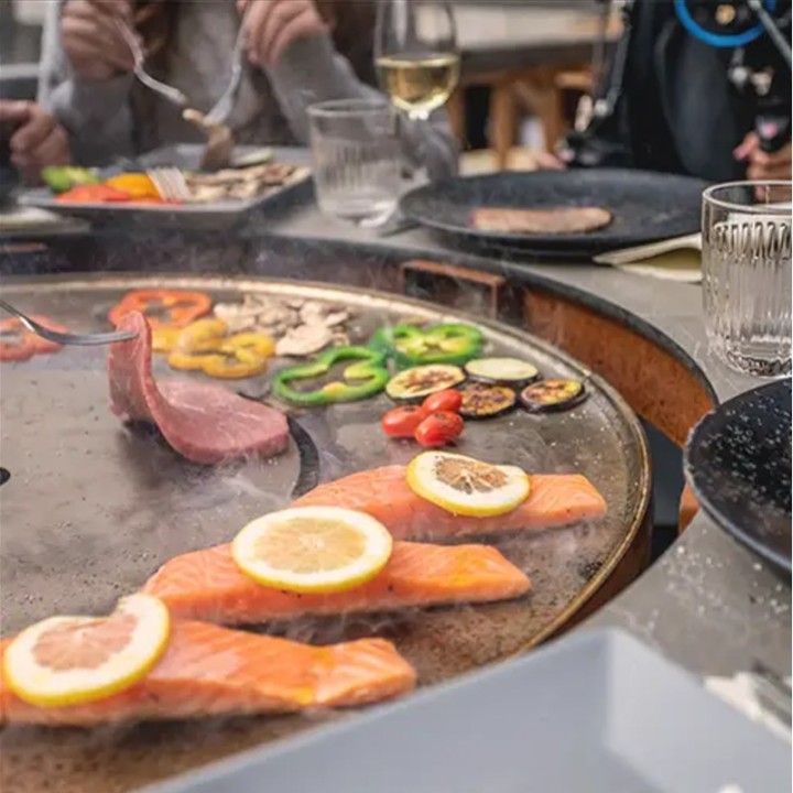 Brasero plancha VULX 3-en-1 Noir table de diner hauteur 80cm