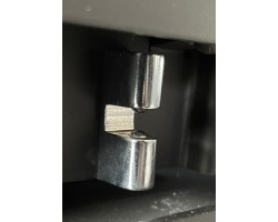 MACHOIR DE FERMETURE POIGNEE DE PORTE COMPLET pour Poêle à bois Nordpeis - Réf 22-QUADR-290