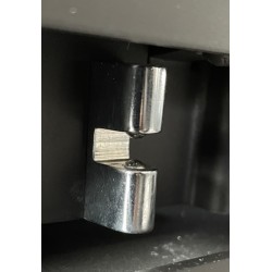 MACHOIR DE FERMETURE POIGNEE DE PORTE COMPLET pour Poêle à bois Nordpeis - Réf 22-QUADR-290